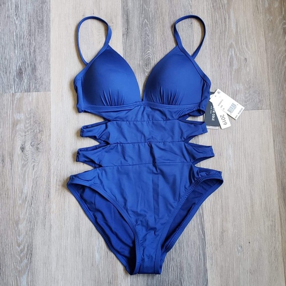 NWT Kenneth Cole Side CutOut One Piece Swimsuit - Picture 3 of 12